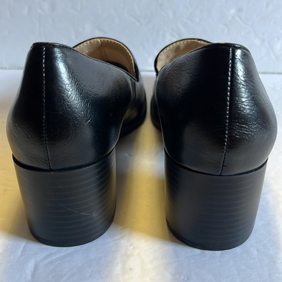 LifeStride Devyn Loafer - Picture 7 of 9